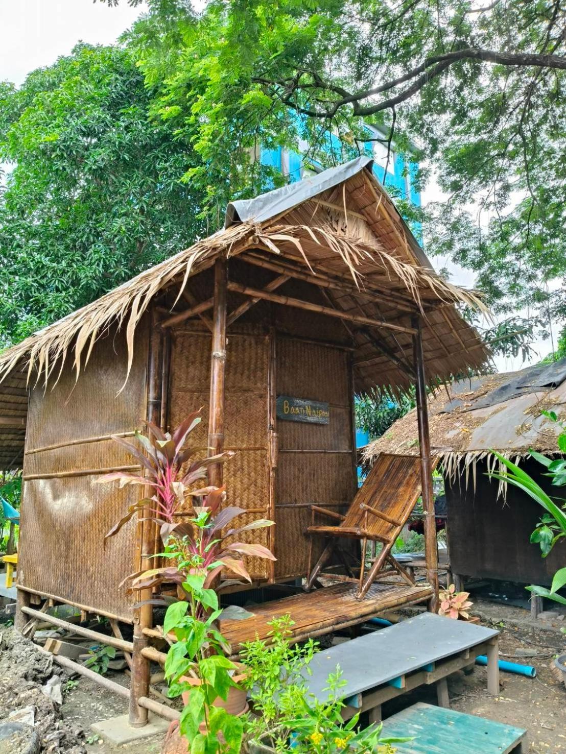 Do Dee Cafe Bangkok Hostel Exterior foto
