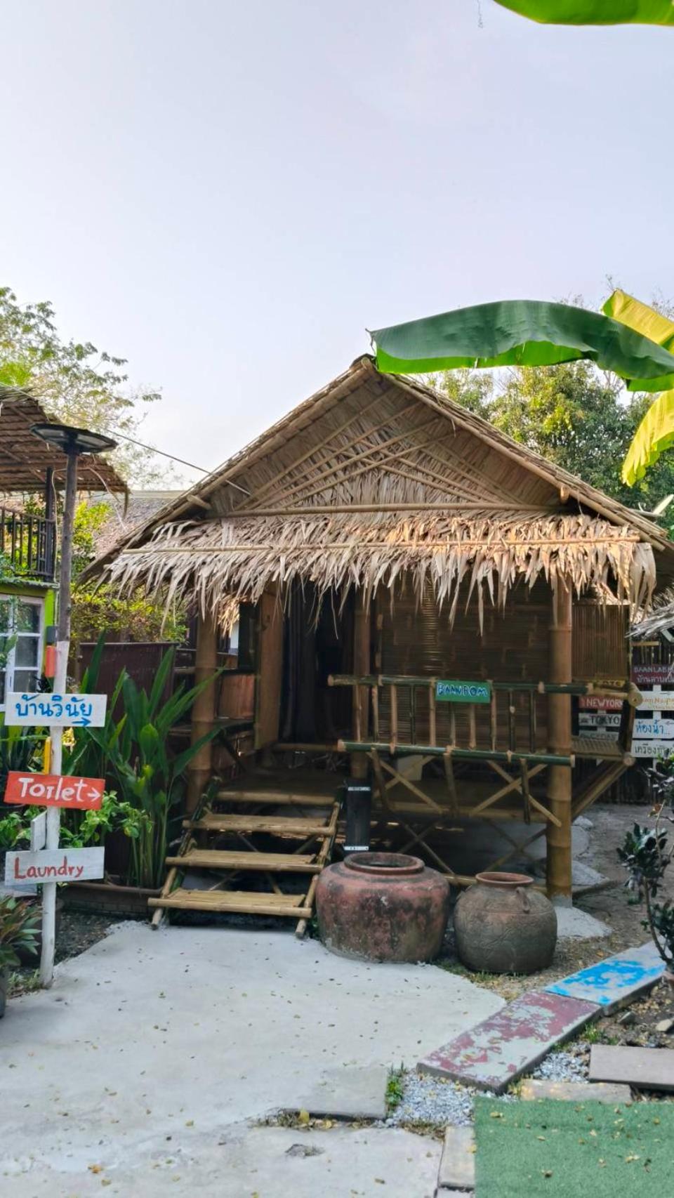 Do Dee Cafe Bangkok Hostel Exterior foto